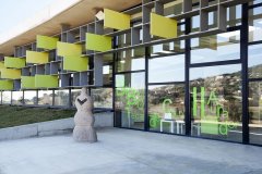 fenster-biblioteca-can-llaurador-teia-3-entrada