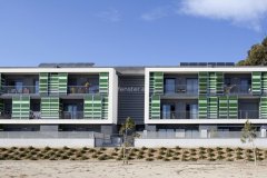 fenster-viviendas-en-premia-de-dalt-frontal