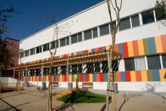 fenster-parvulari-padro-cornella-fachada