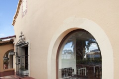 fenster-masia-juncadella-ventana-redonda