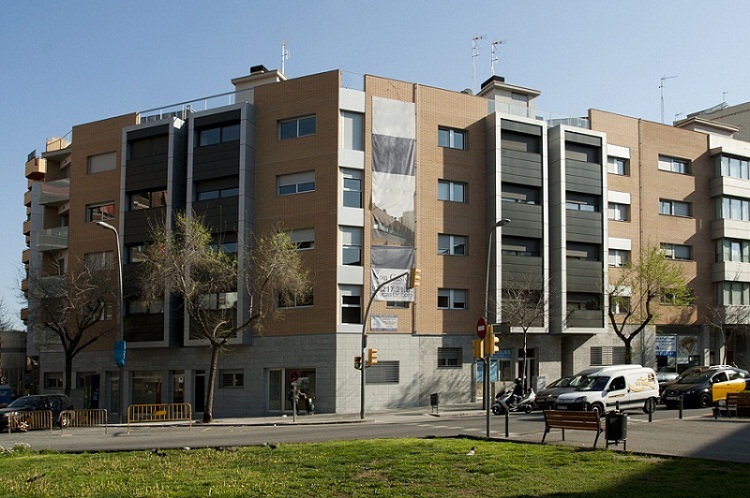 Apartments Building   Barcelona