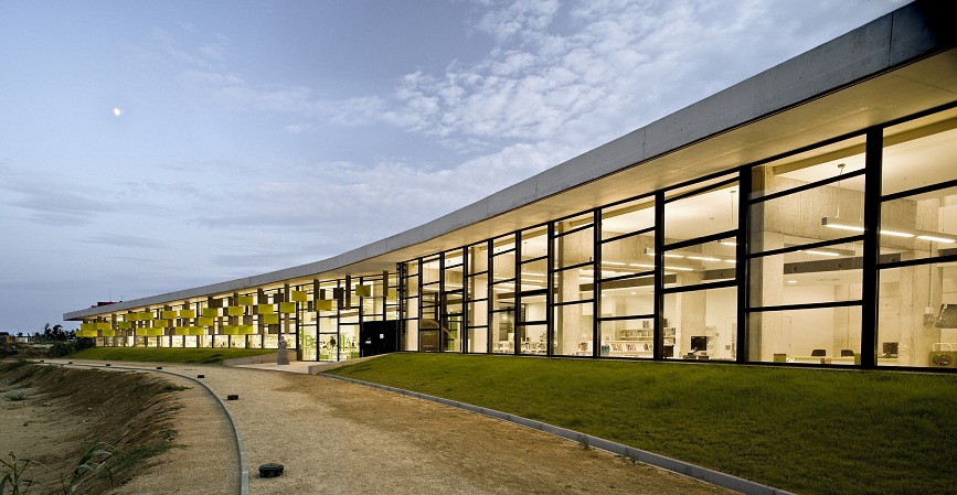 Biblioteca municipal “Can Llaurador” de Teià